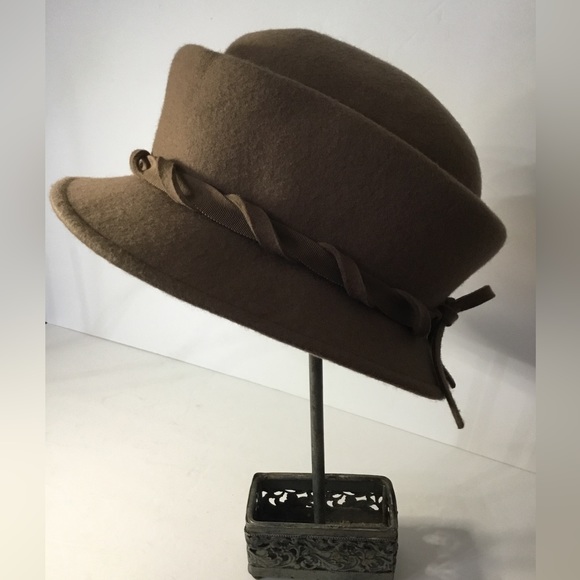 M’sieu Leon Women’s Felt Hat Made In Canada - Picture 2 of 5